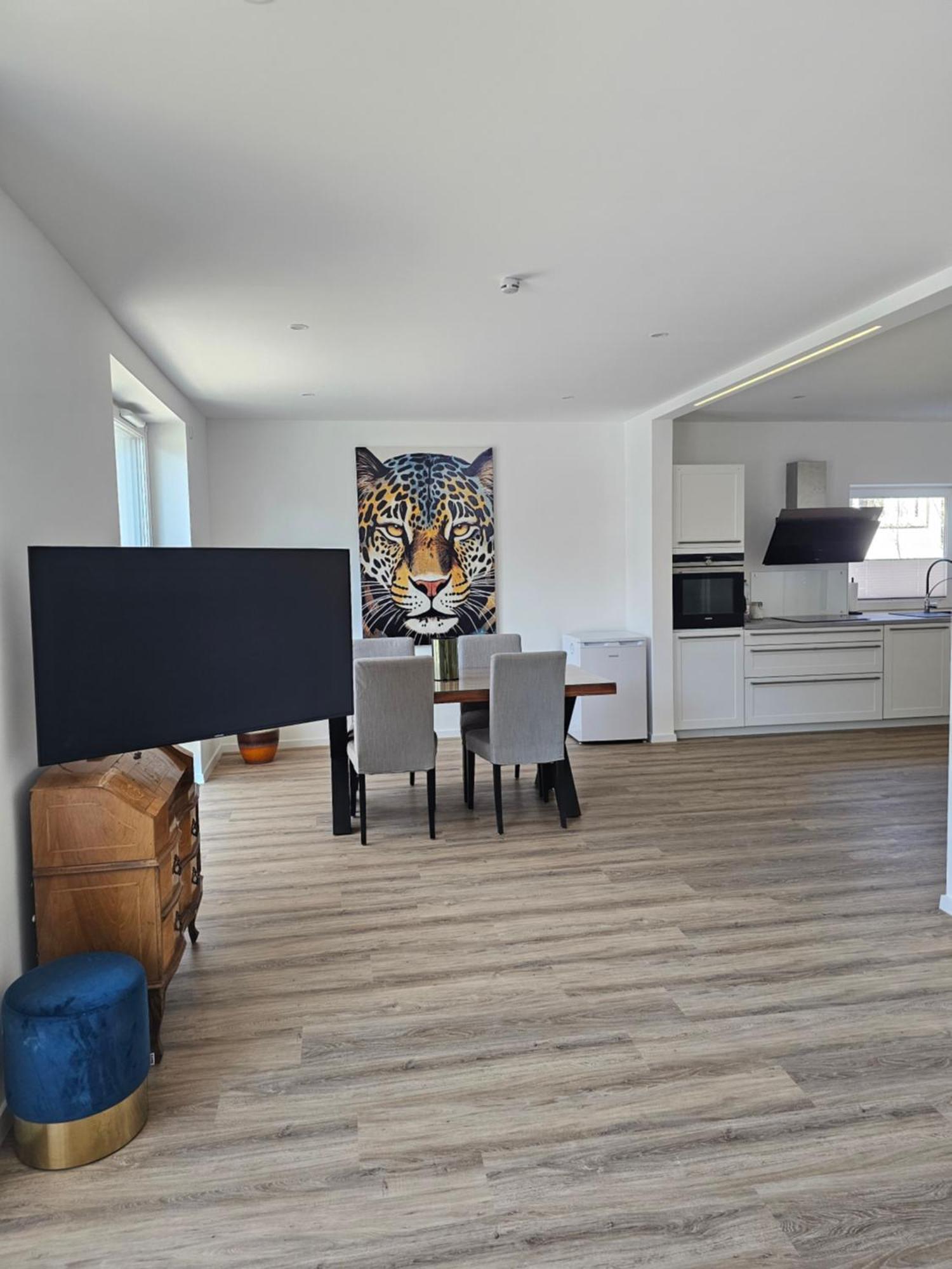 Safari - Zwischen Holstentor & Ostsee Apartment *